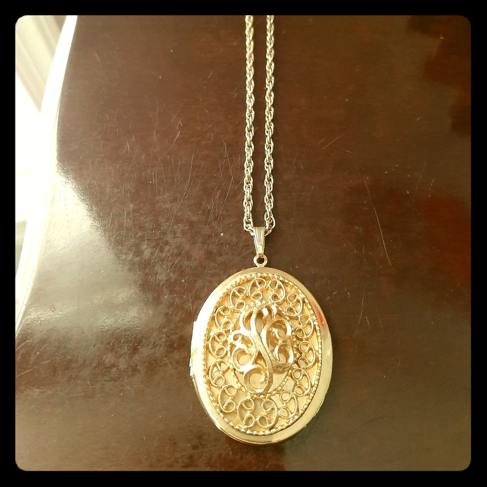 RARE VINTAGE SARAH COVENTRY PENDANT NECKLACE